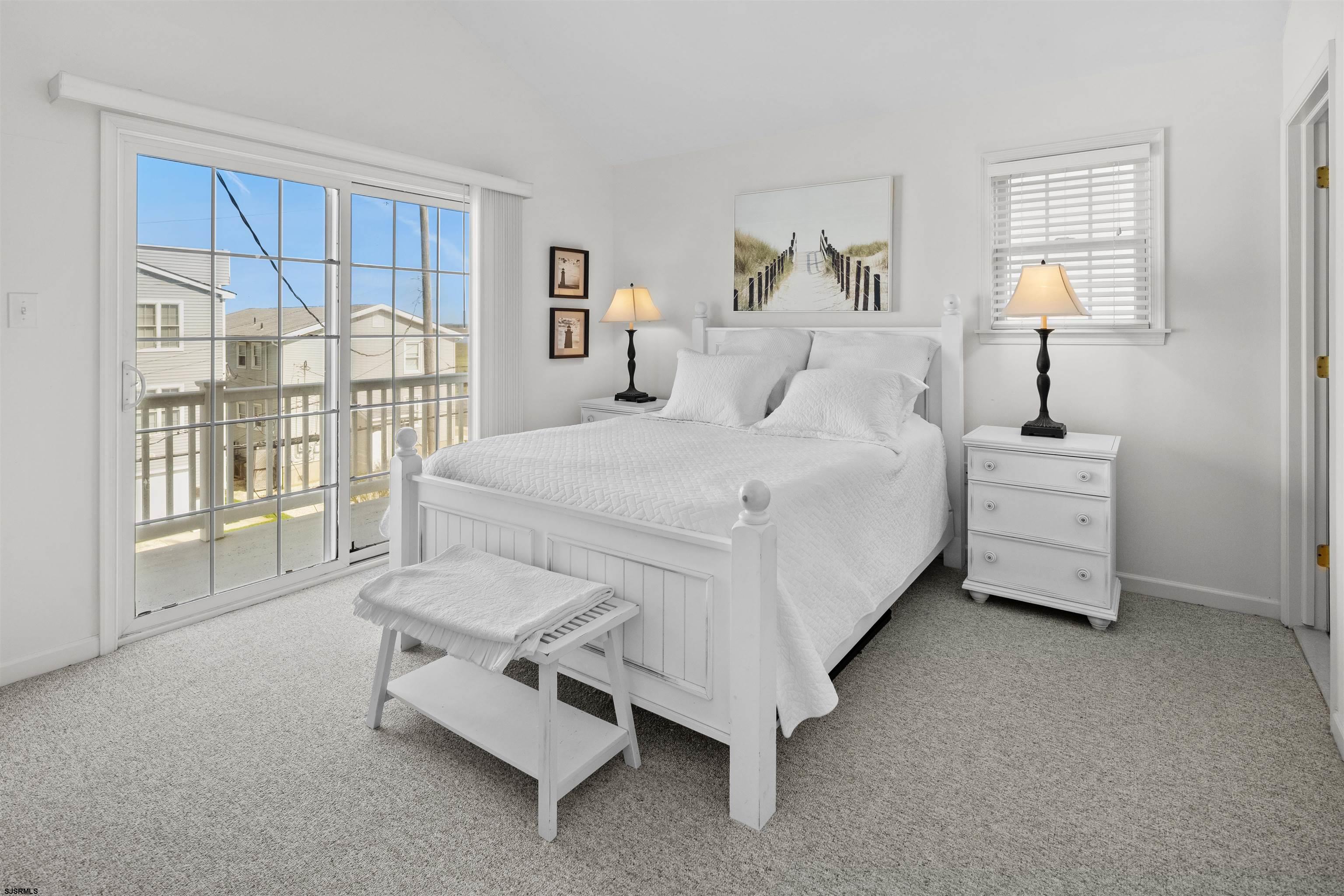 5010 West Ave Unit: 2nd Floor
