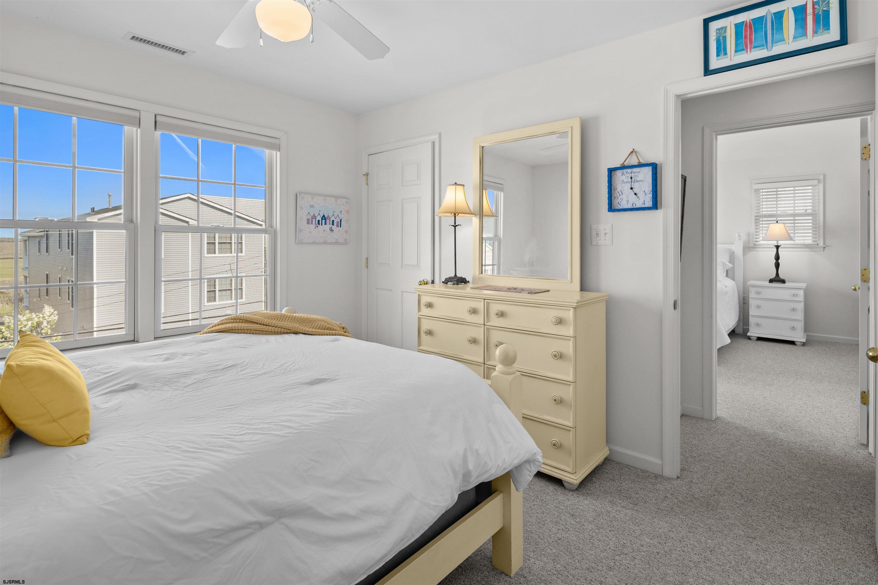 5010 West Ave Unit: 2nd Floor