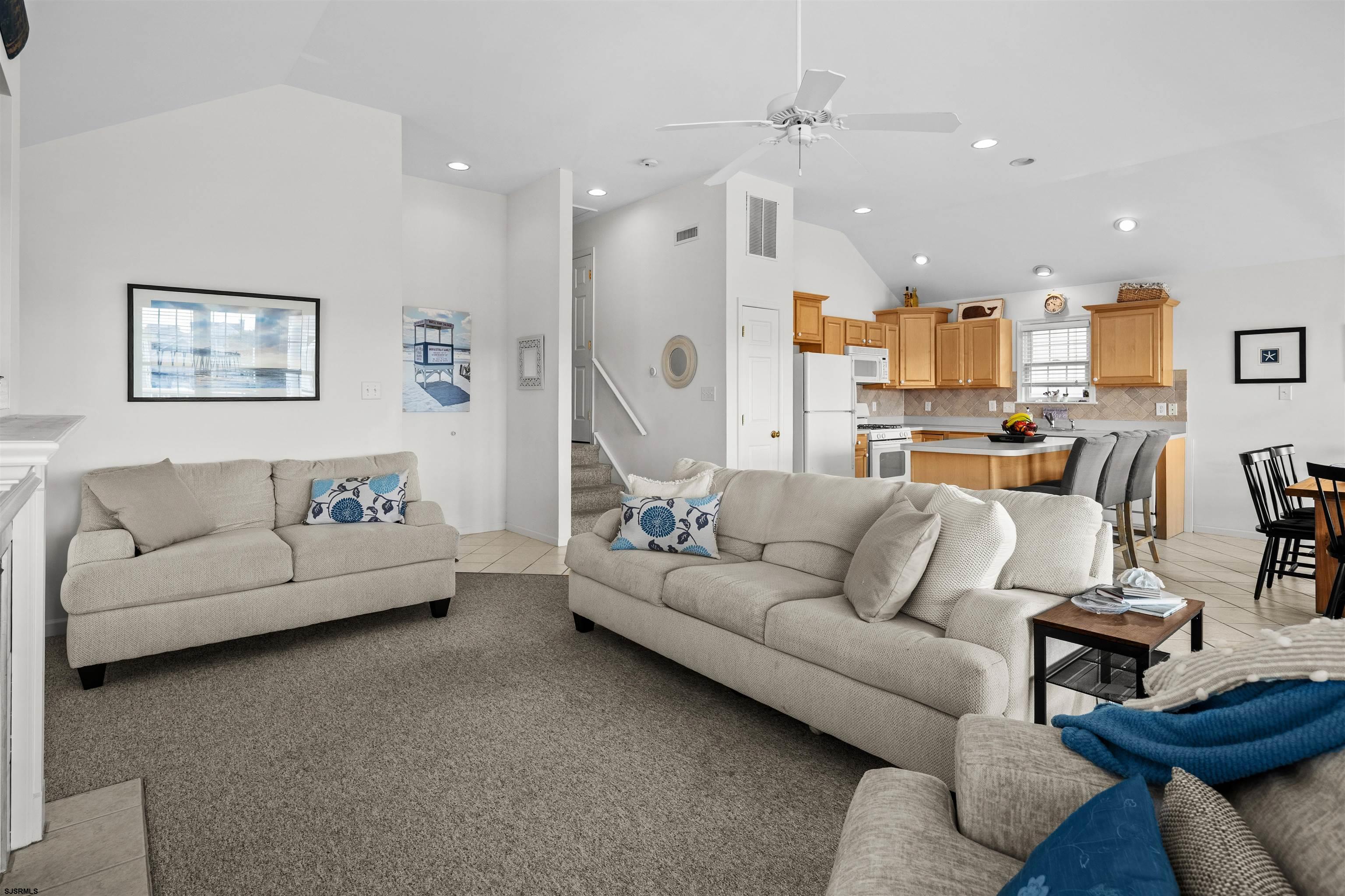5010 West Ave Unit: 2nd Floor