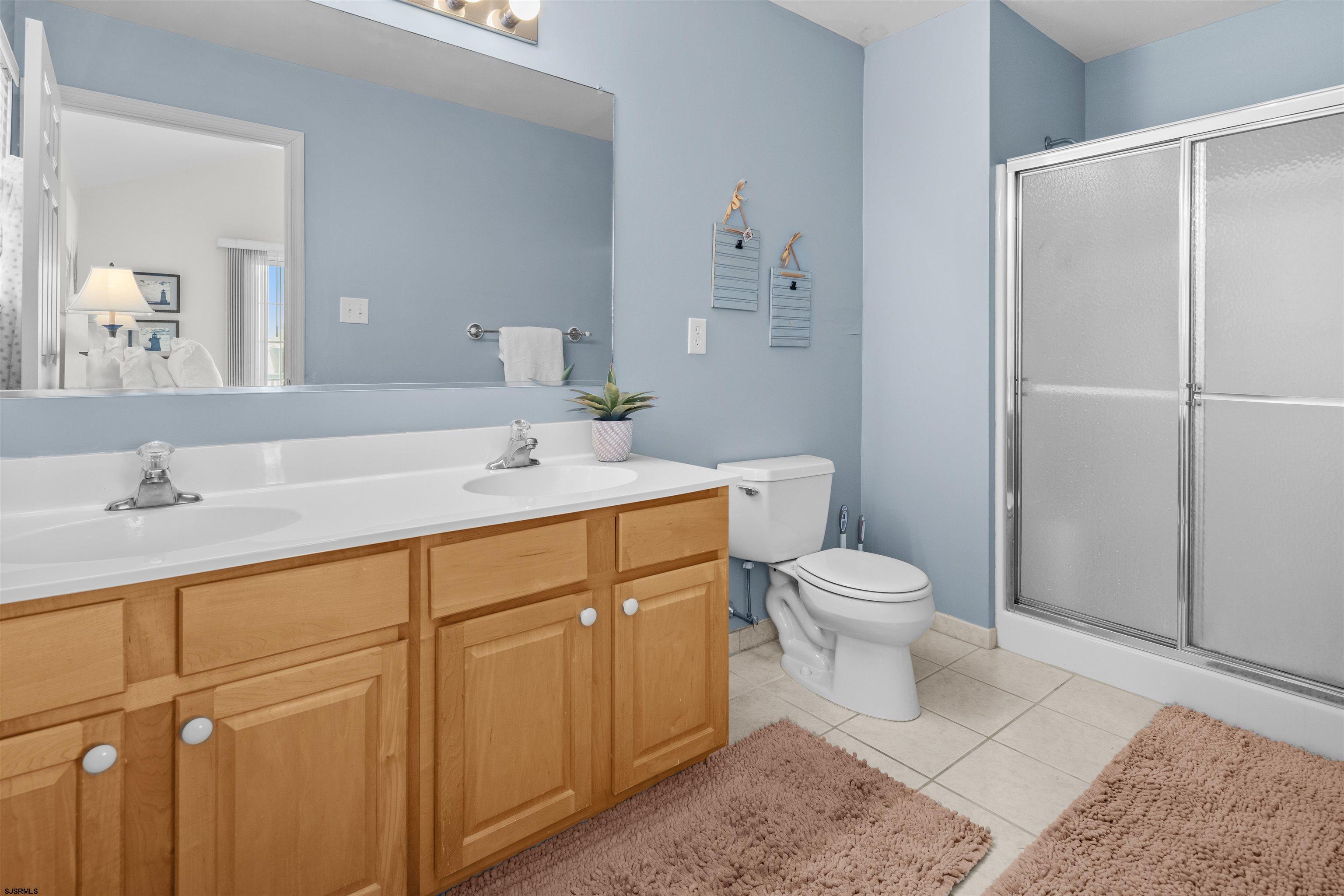 5010 West Ave Unit: 2nd Floor