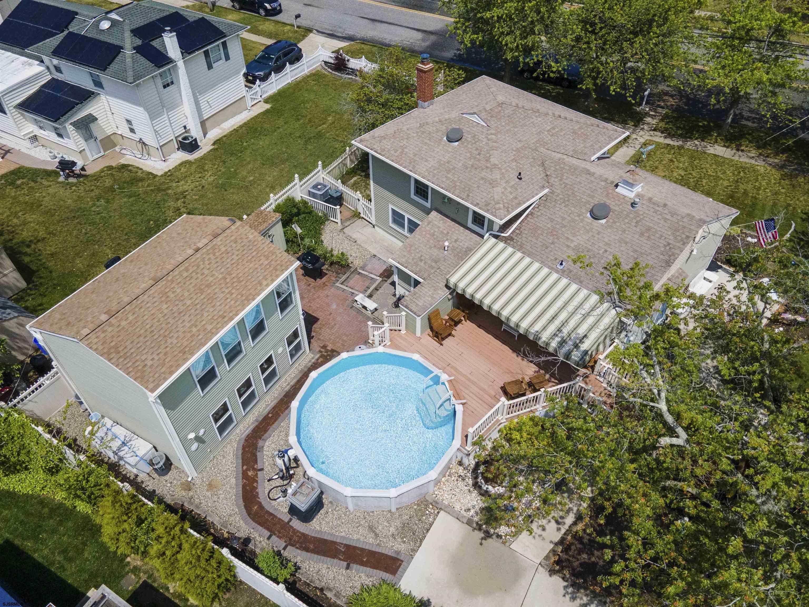 1400 Franklin Ave