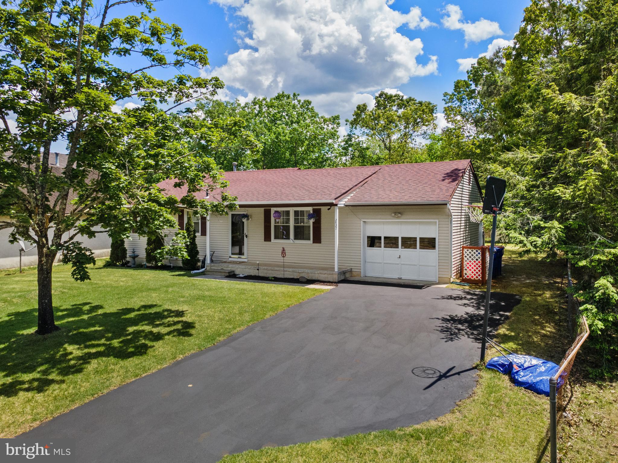 2427 SHELBURN ROAD