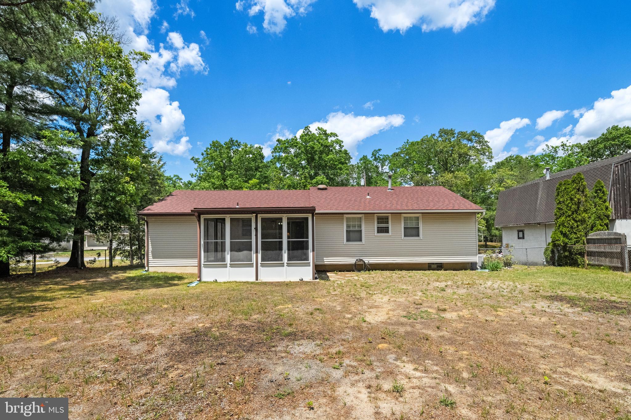 2427 SHELBURN ROAD