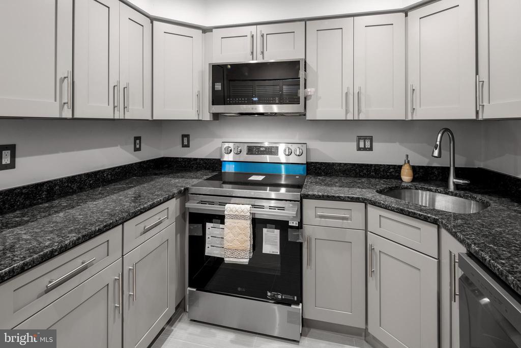 1321 CHANTICLEER