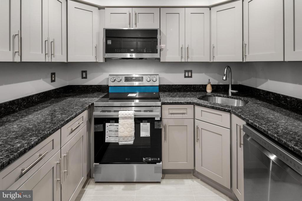 1321 CHANTICLEER