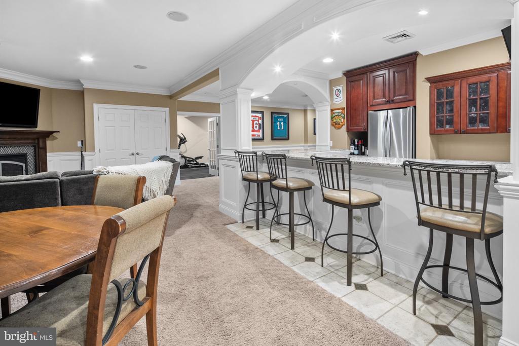 201 BLUE HERON COURT