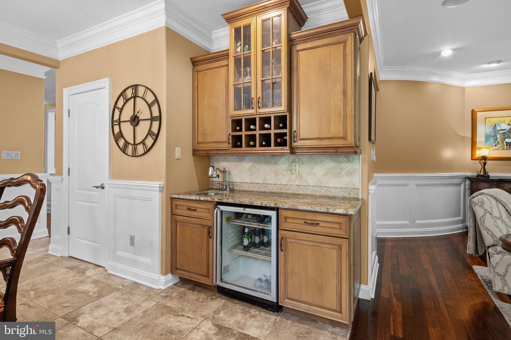 201 BLUE HERON COURT