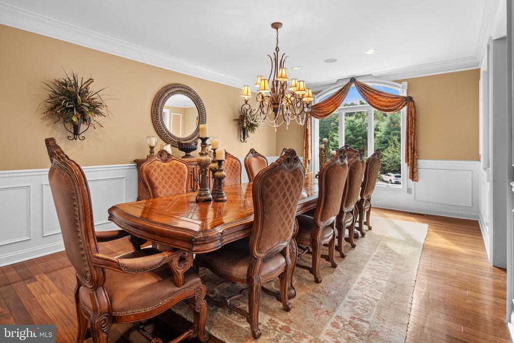 201 BLUE HERON COURT