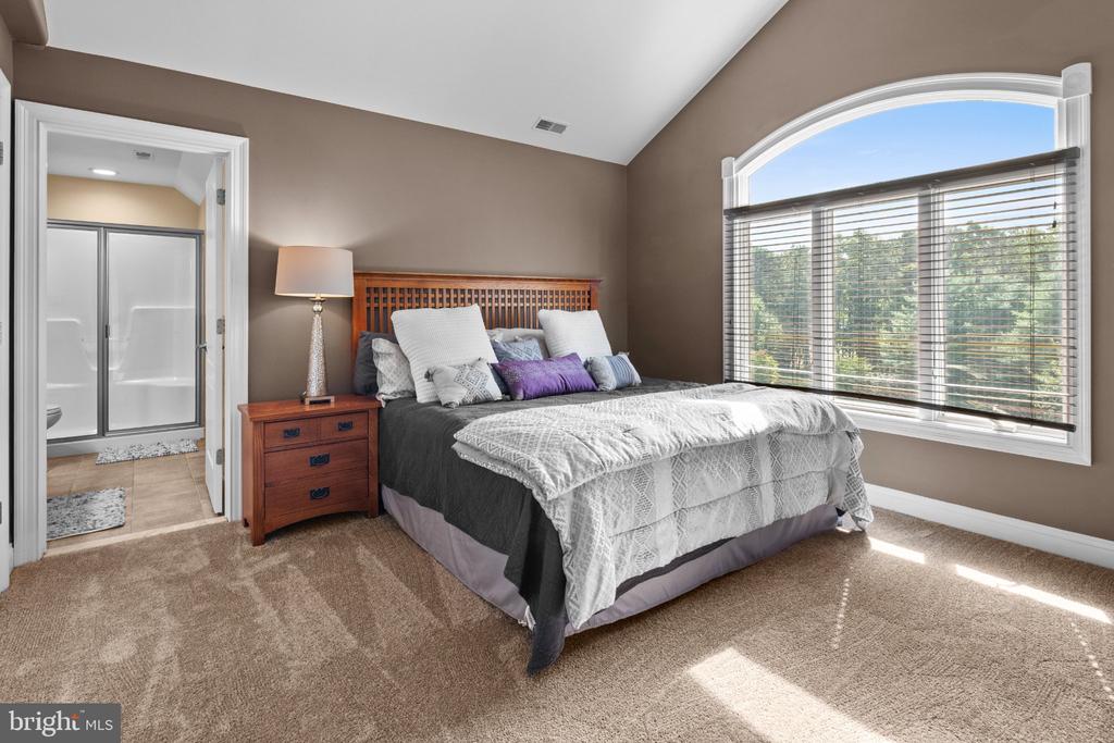201 BLUE HERON COURT