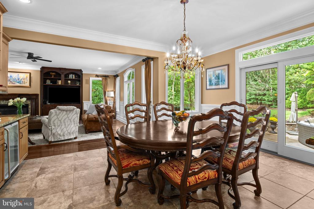 201 BLUE HERON COURT