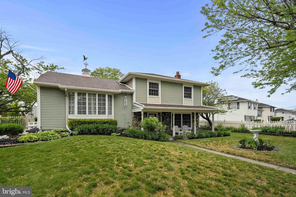 1400 FRANKLIN AVENUE