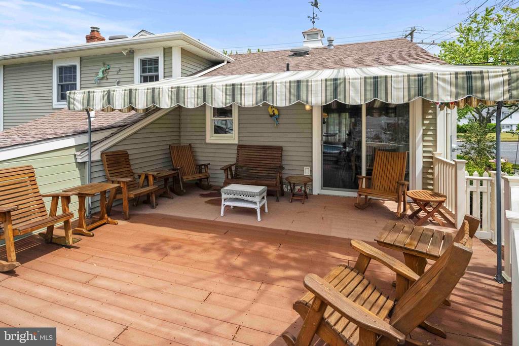1400 FRANKLIN AVENUE