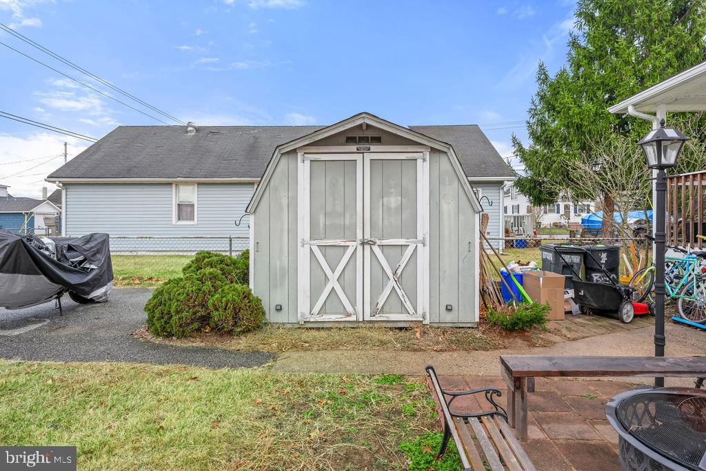 72 N RIVER DRIVE