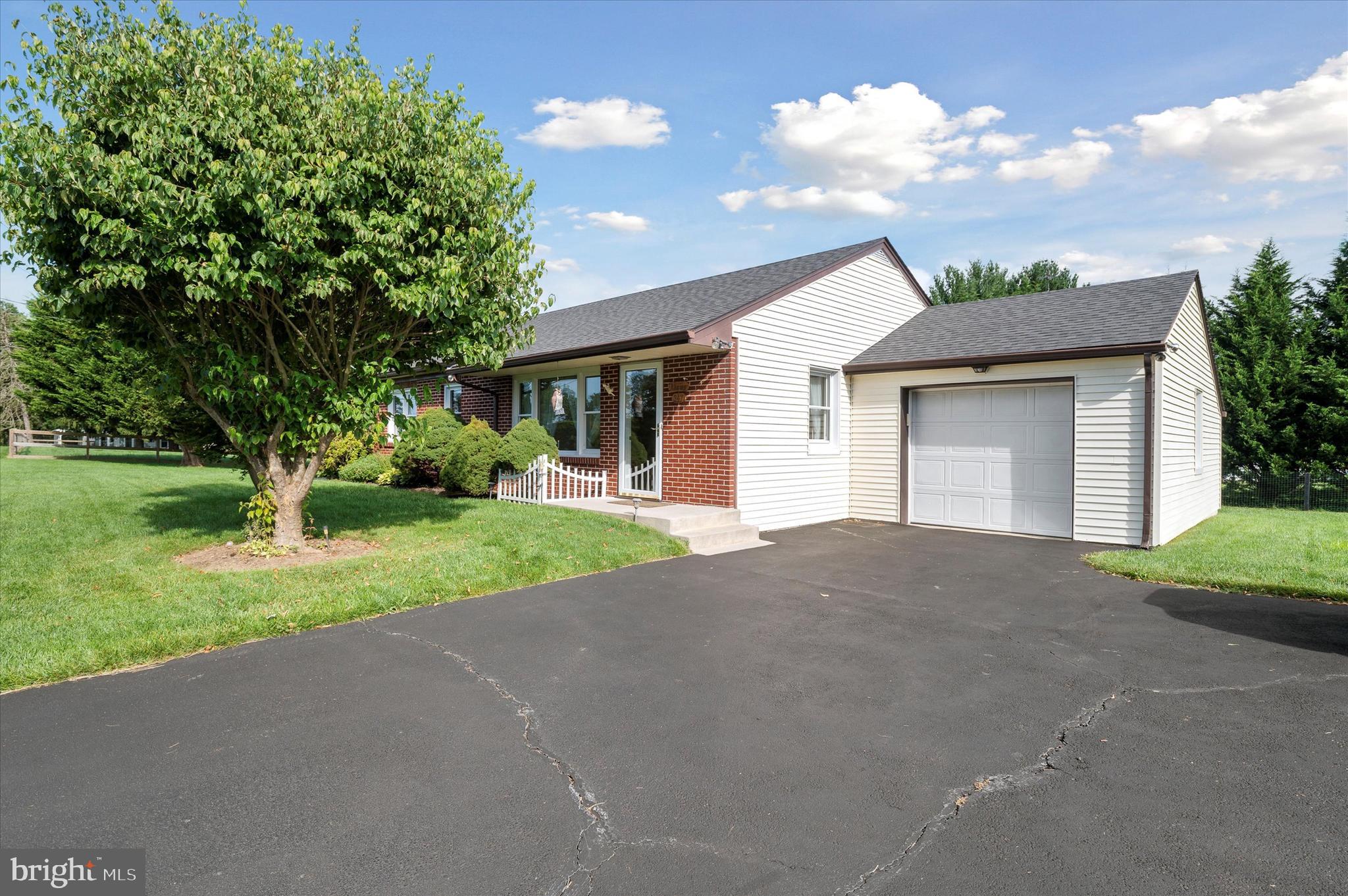 347 Strickersville Rd