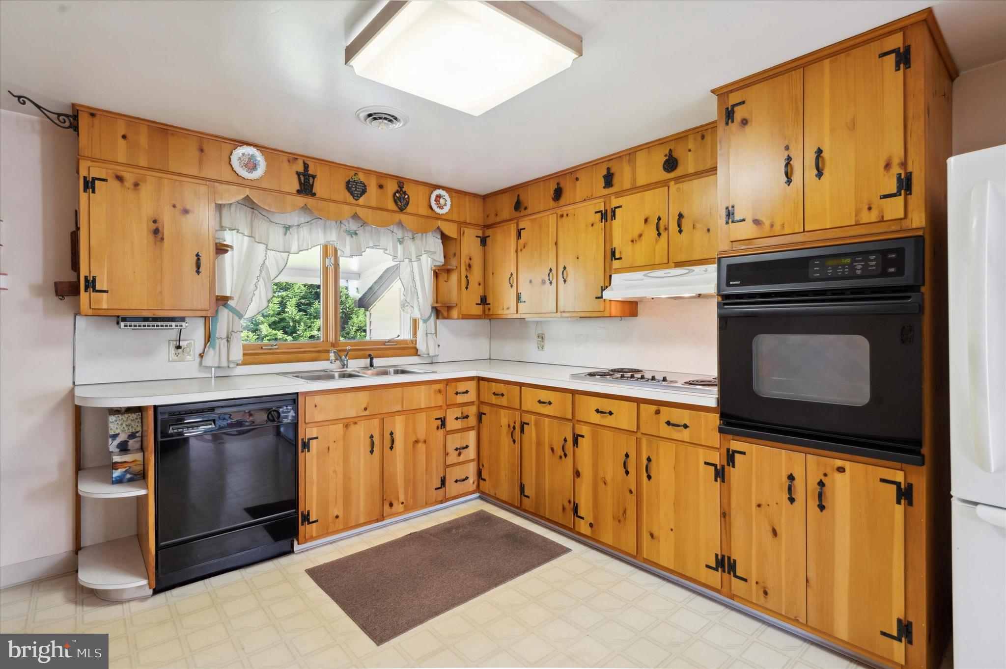 347 Strickersville Rd