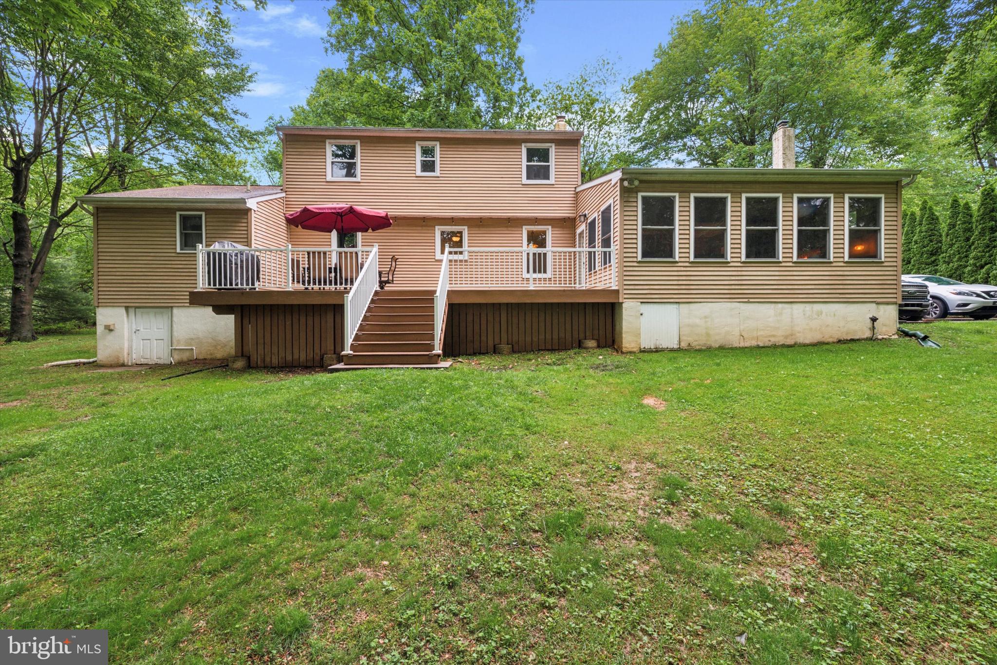 12 RALEIGH DRIVE