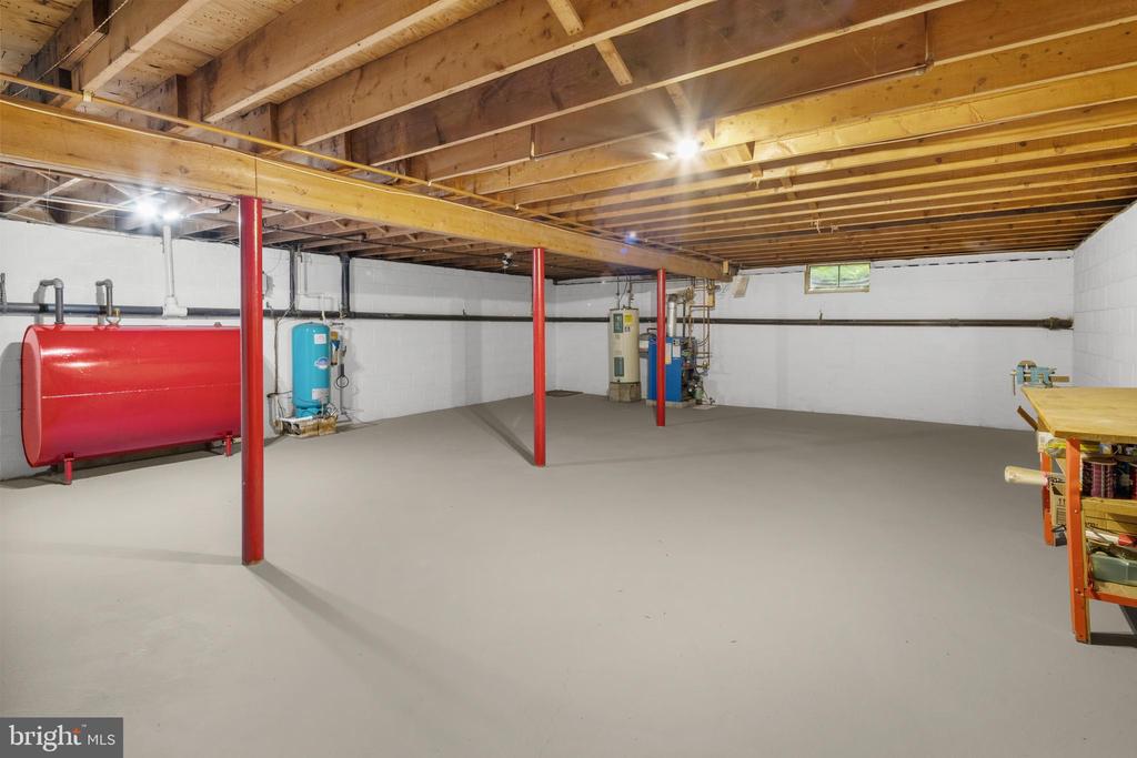 1019 PARKERSVILLE ROAD