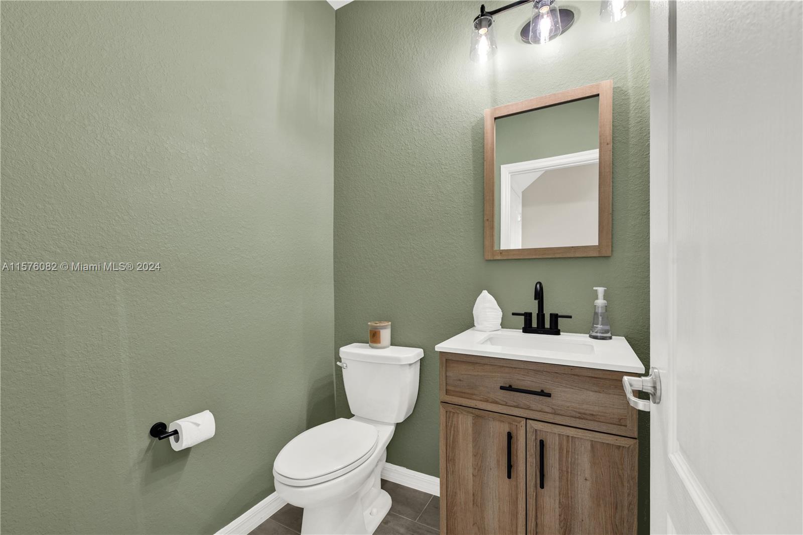 17900 Corkwood Bend Trl