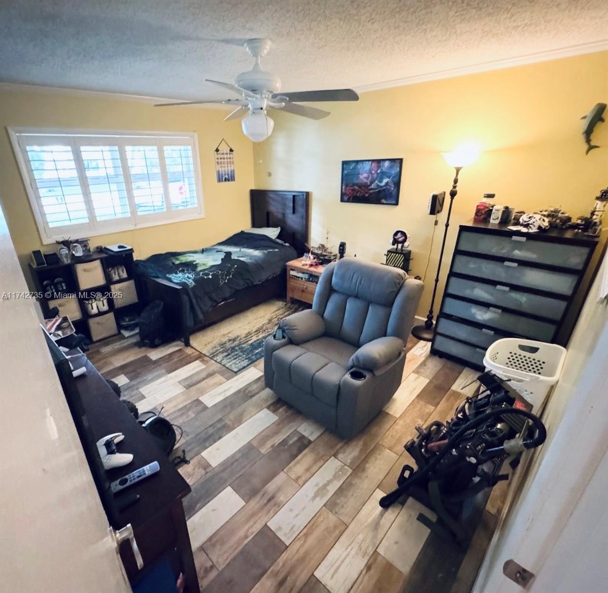 4728 SW 66th Ter