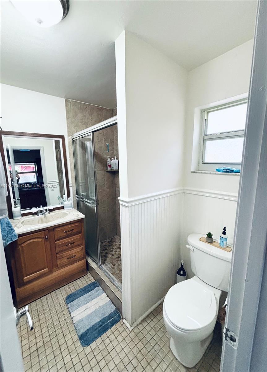 4728 SW 66th Ter