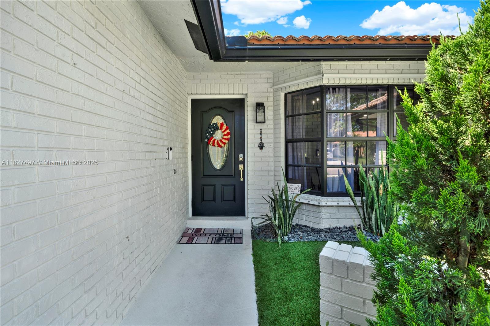 8525 NW 49th Dr