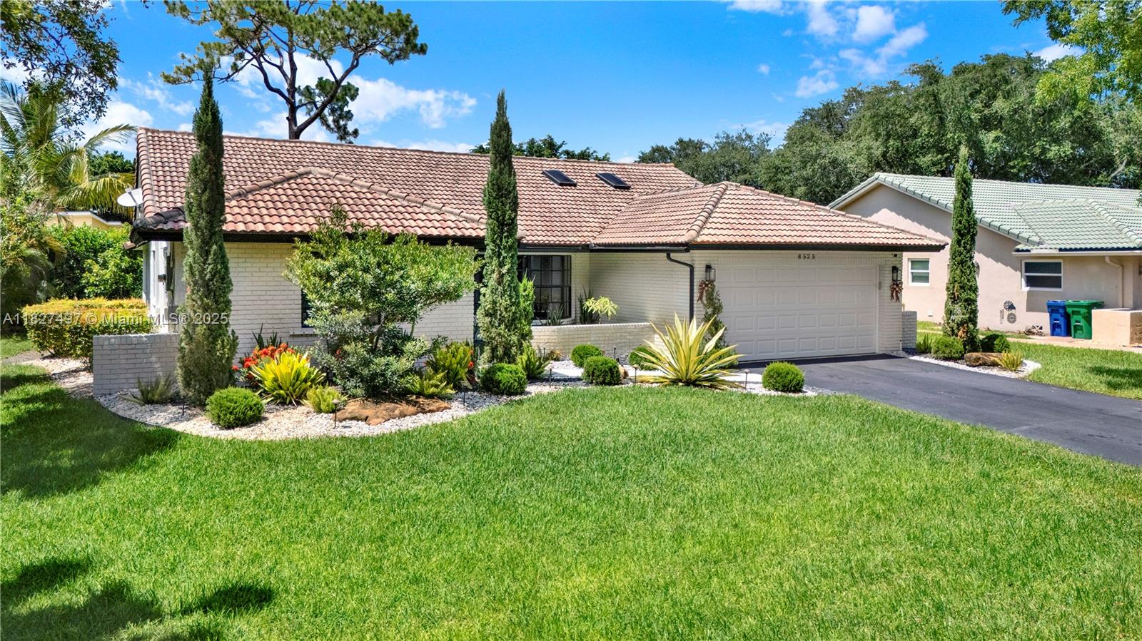 8525 NW 49th Dr