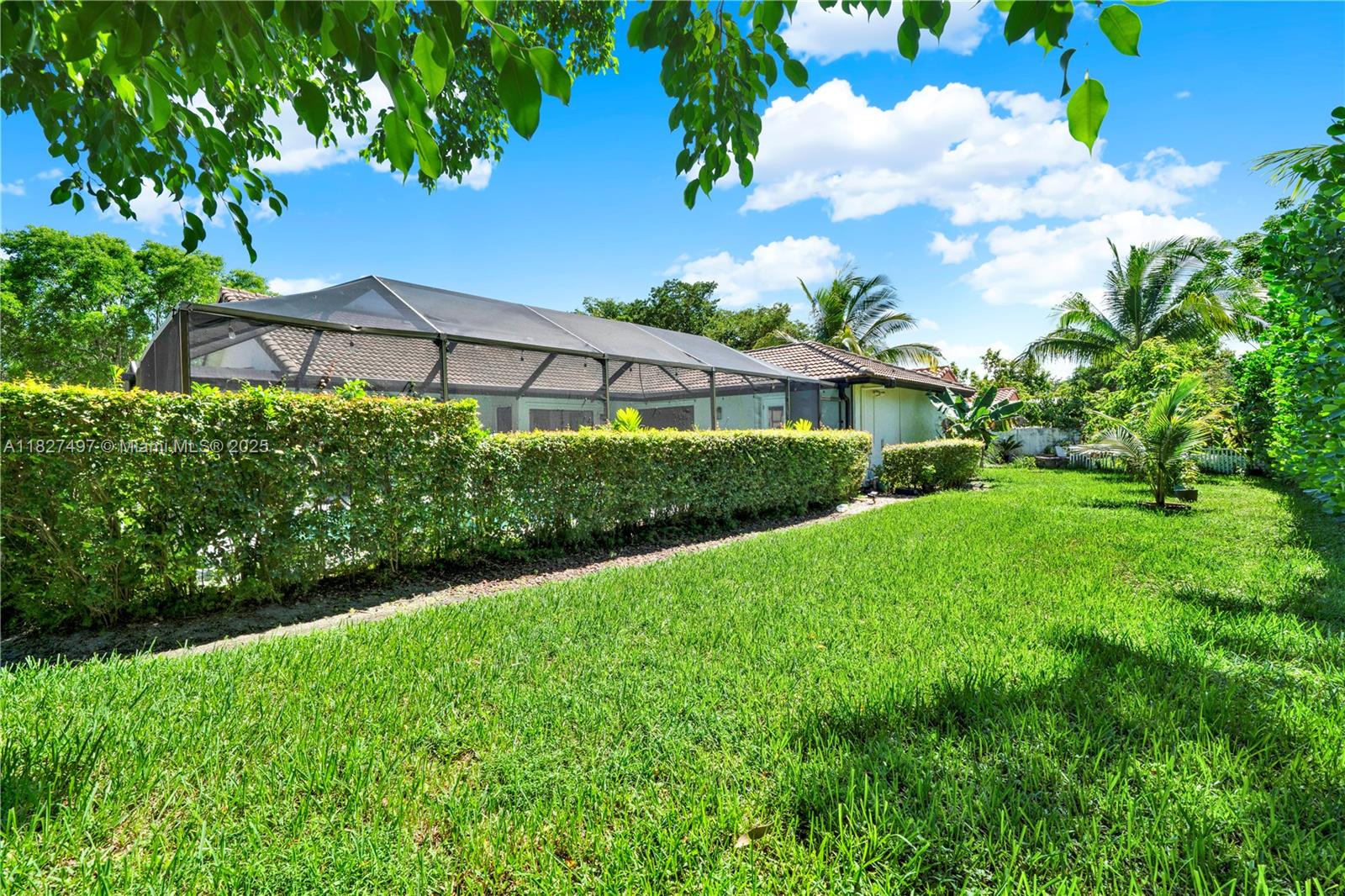 8525 NW 49th Dr