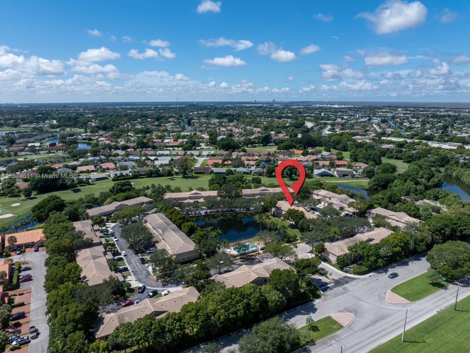 8532 W Southgate Shores Cir