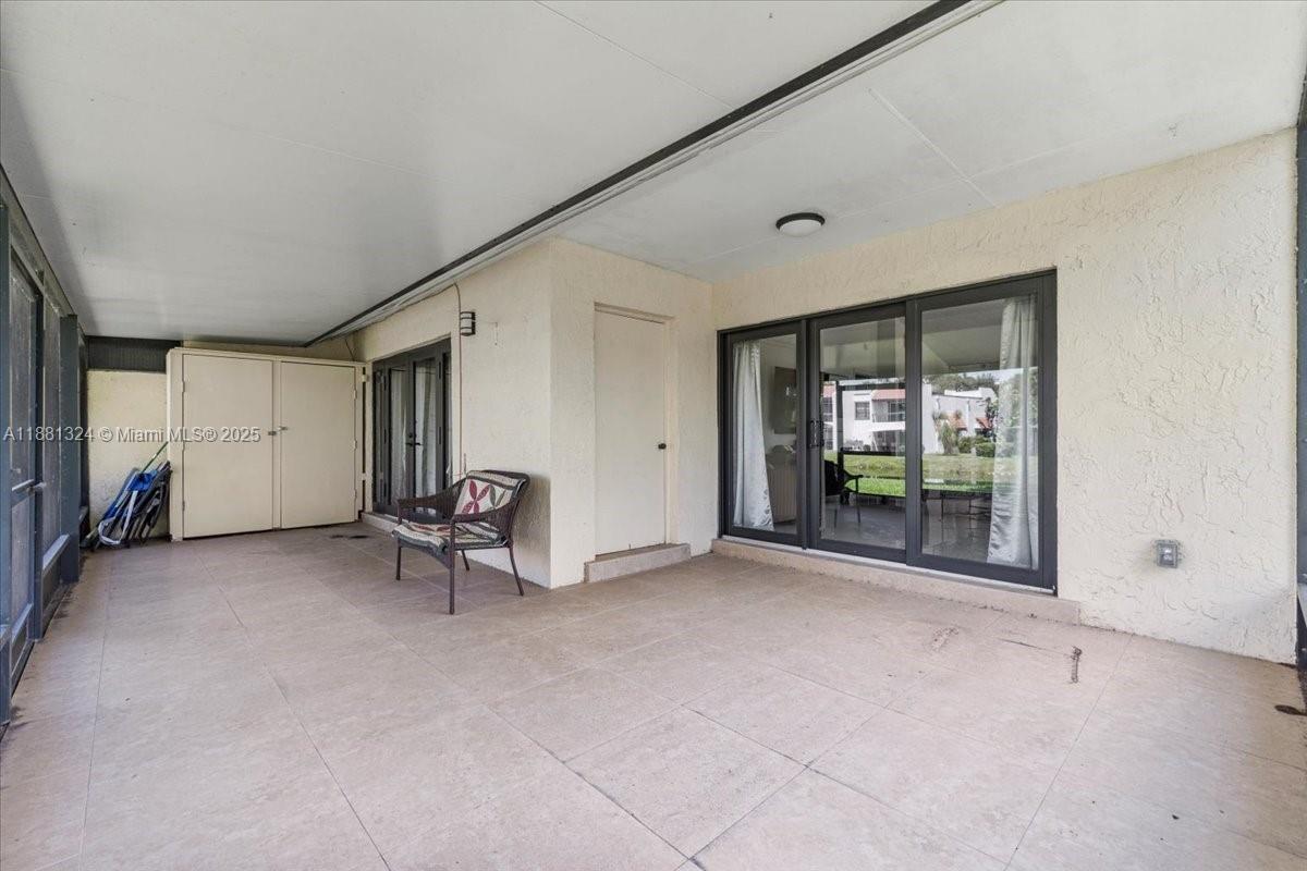 16273 Laurel Dr # 7