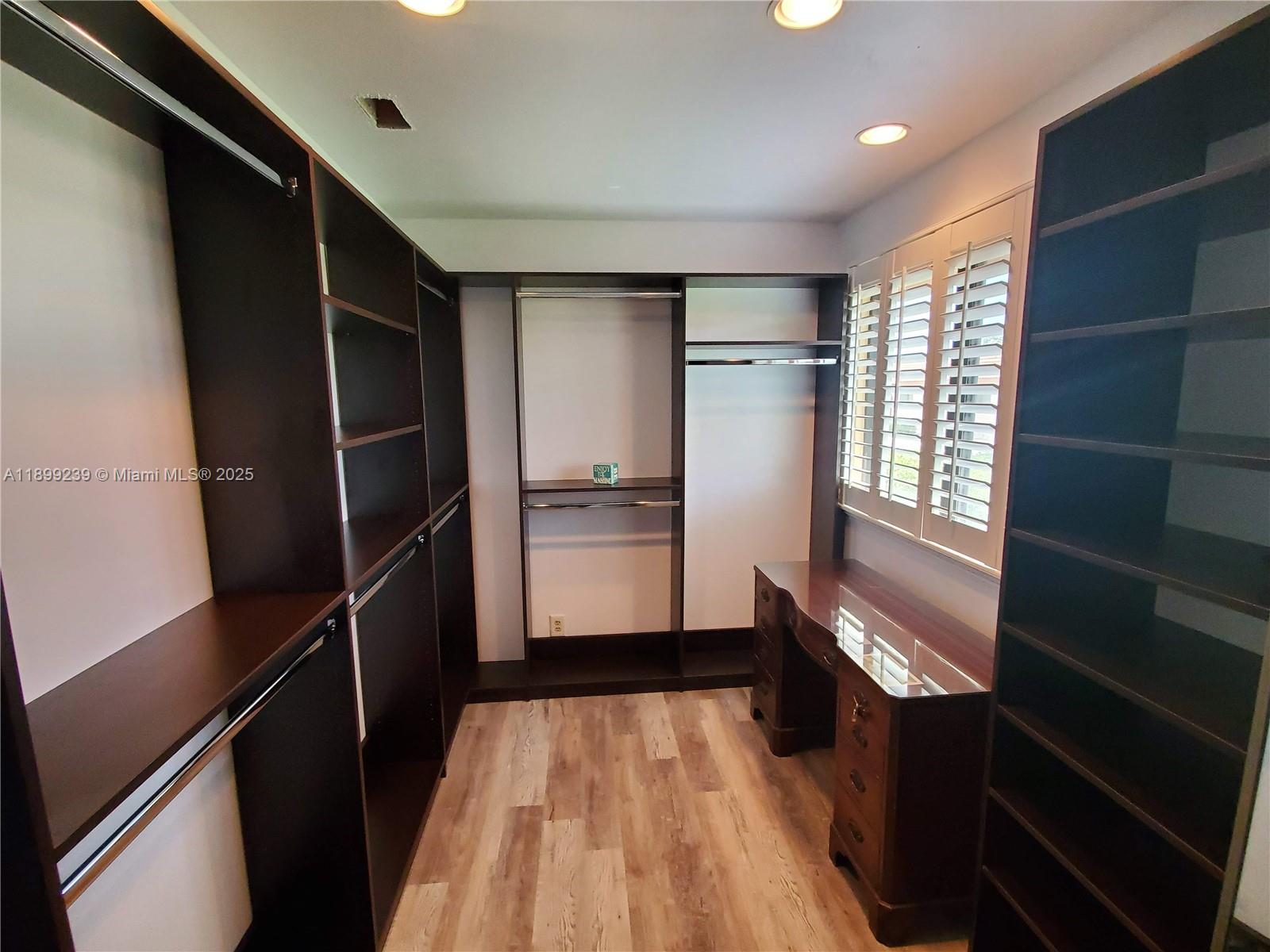 542 NW 39th Ter, Deerfield Beach