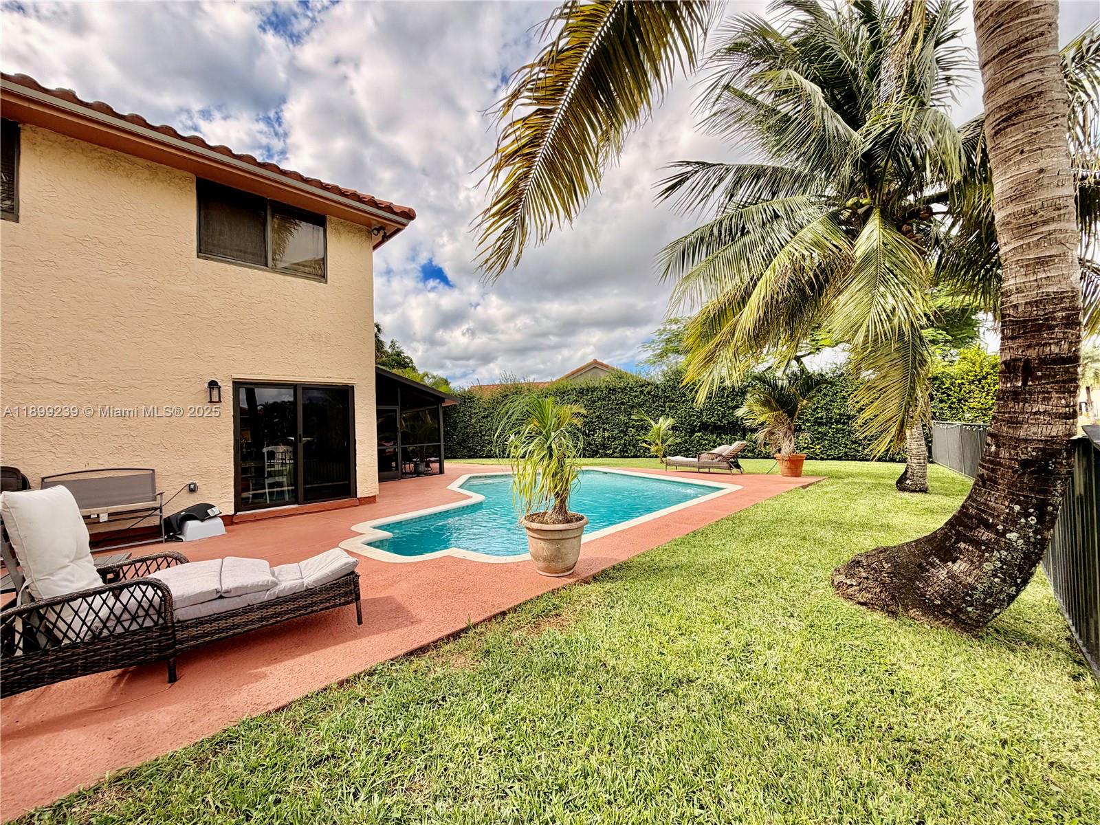 542 NW 39th Ter, Deerfield Beach