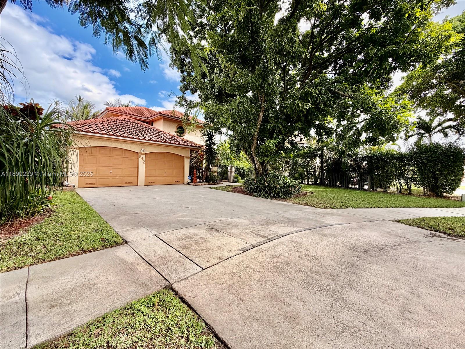 542 NW 39th Ter, Deerfield Beach