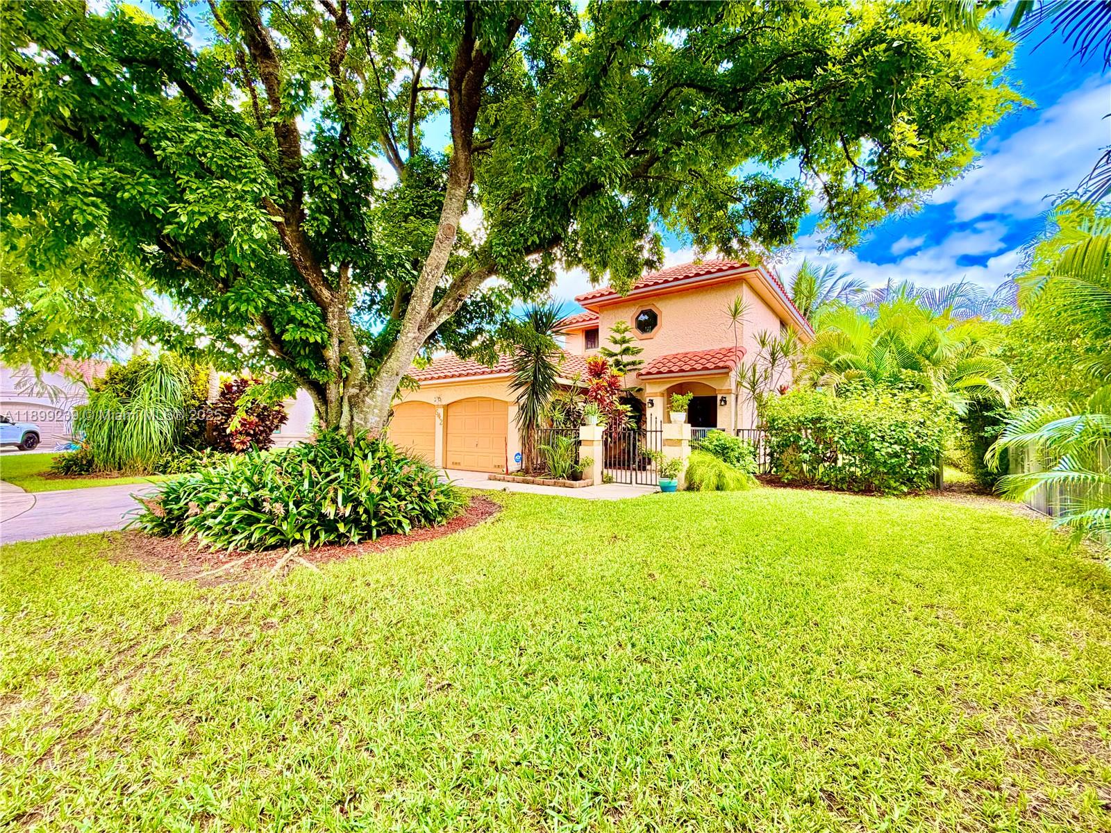 542 NW 39th Ter, Deerfield Beach