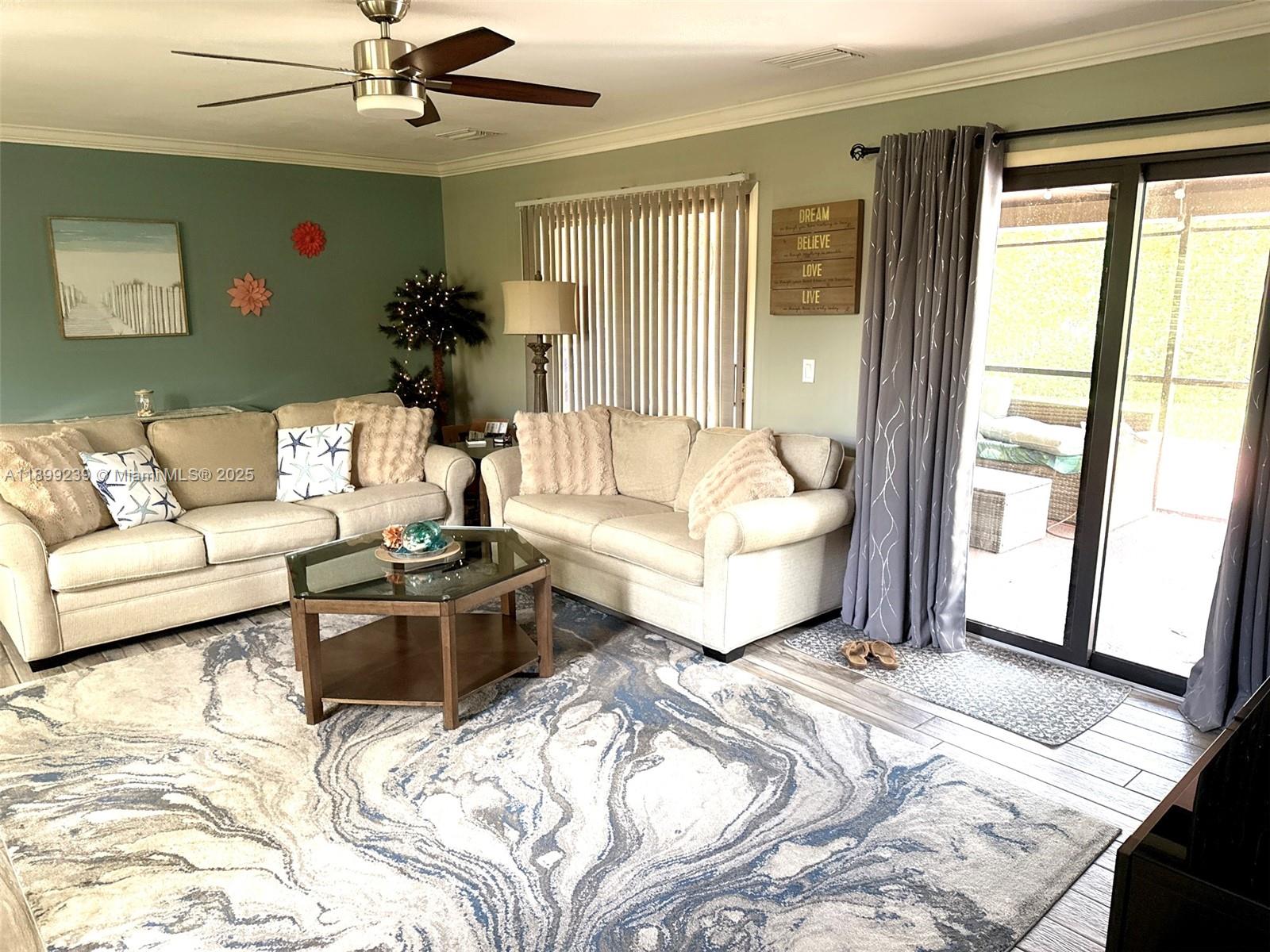 542 NW 39th Ter, Deerfield Beach