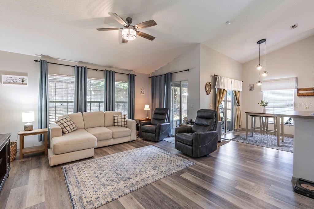 4660 TREASURE CAY RD