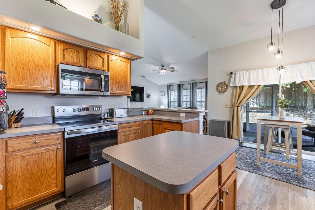 4660 TREASURE CAY RD