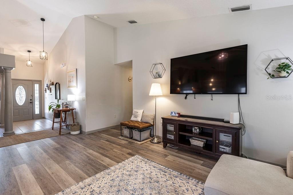 4660 TREASURE CAY RD