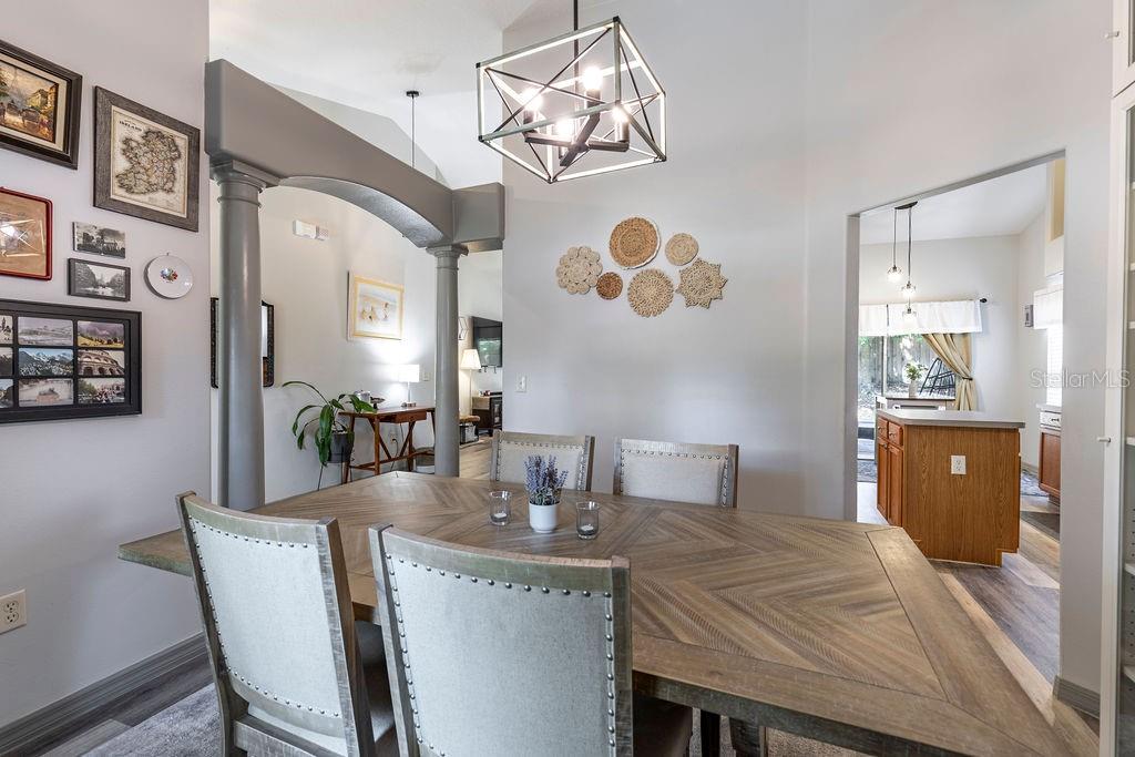 4660 TREASURE CAY RD