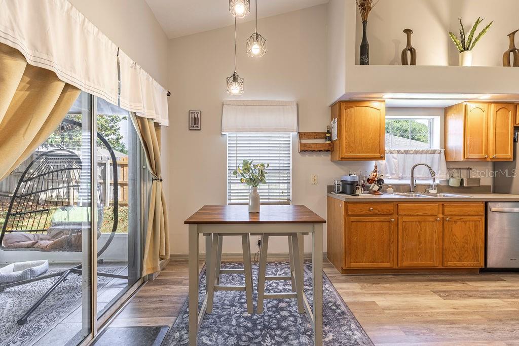 4660 TREASURE CAY RD