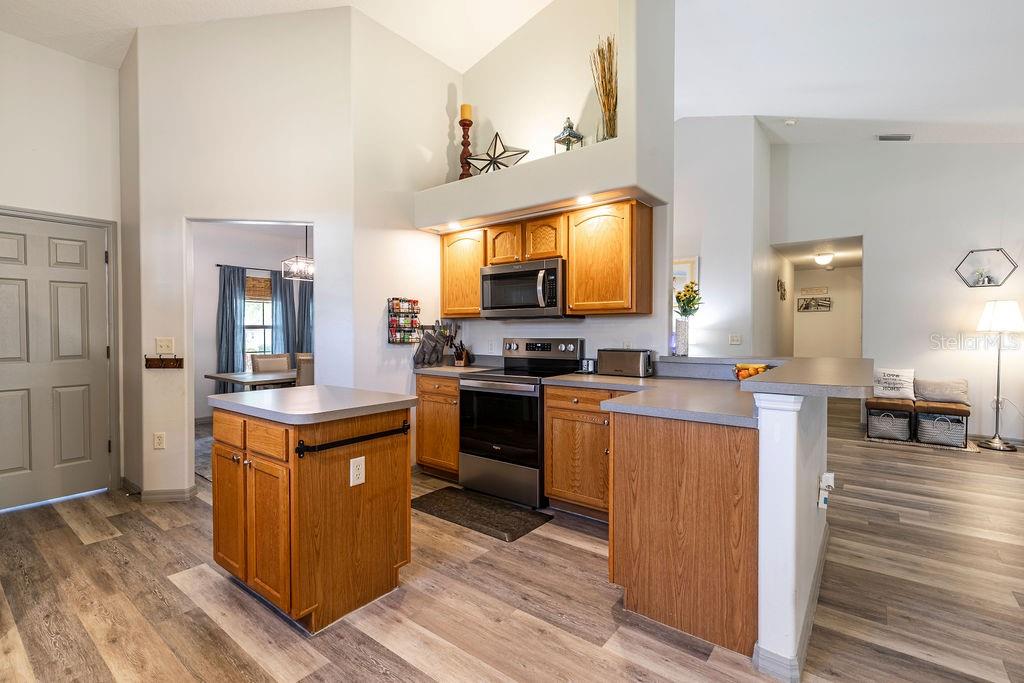 4660 TREASURE CAY RD