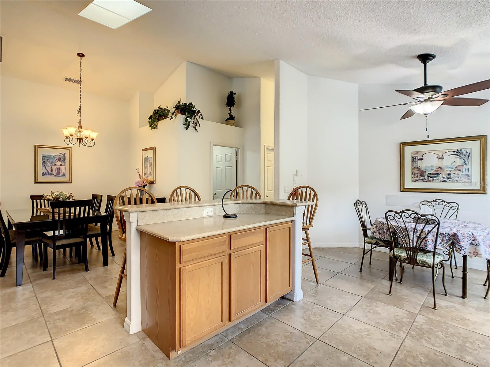 3035 SAMOSA HILL CIR