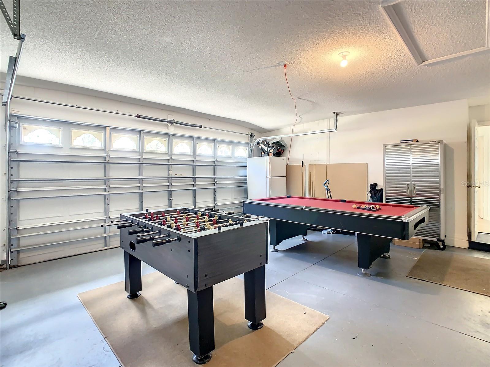 3035 SAMOSA HILL CIR