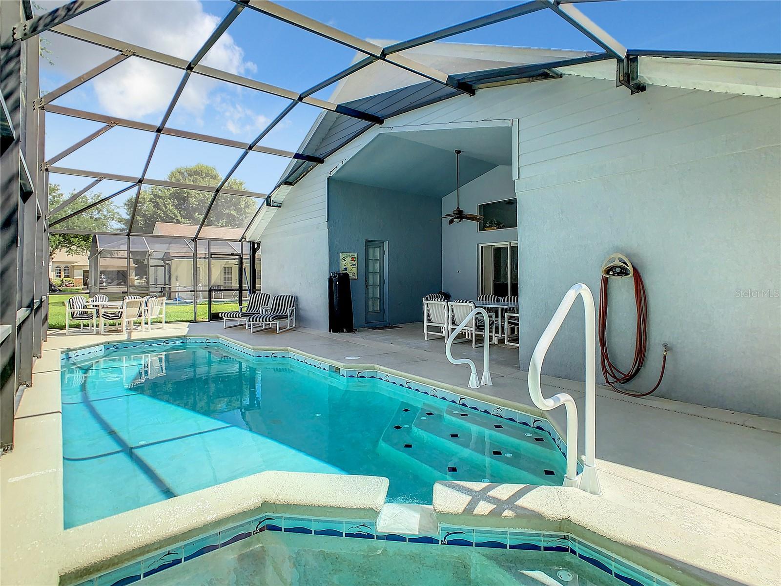 3035 SAMOSA HILL CIR