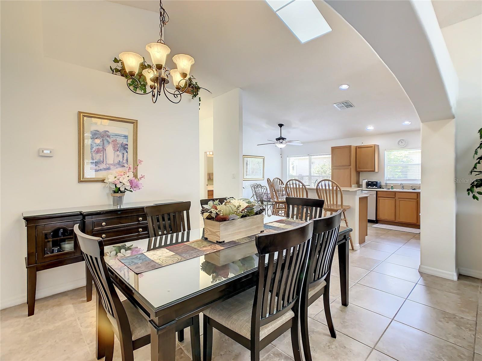 3035 SAMOSA HILL CIR