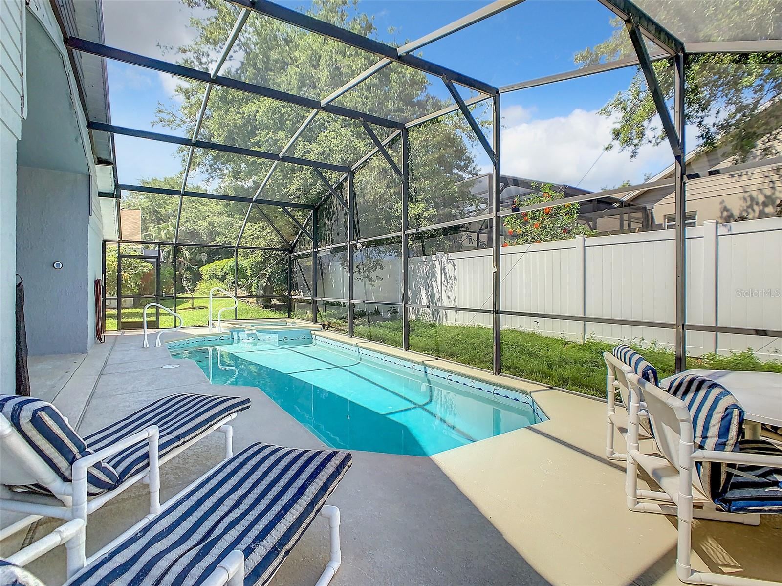 3035 SAMOSA HILL CIR