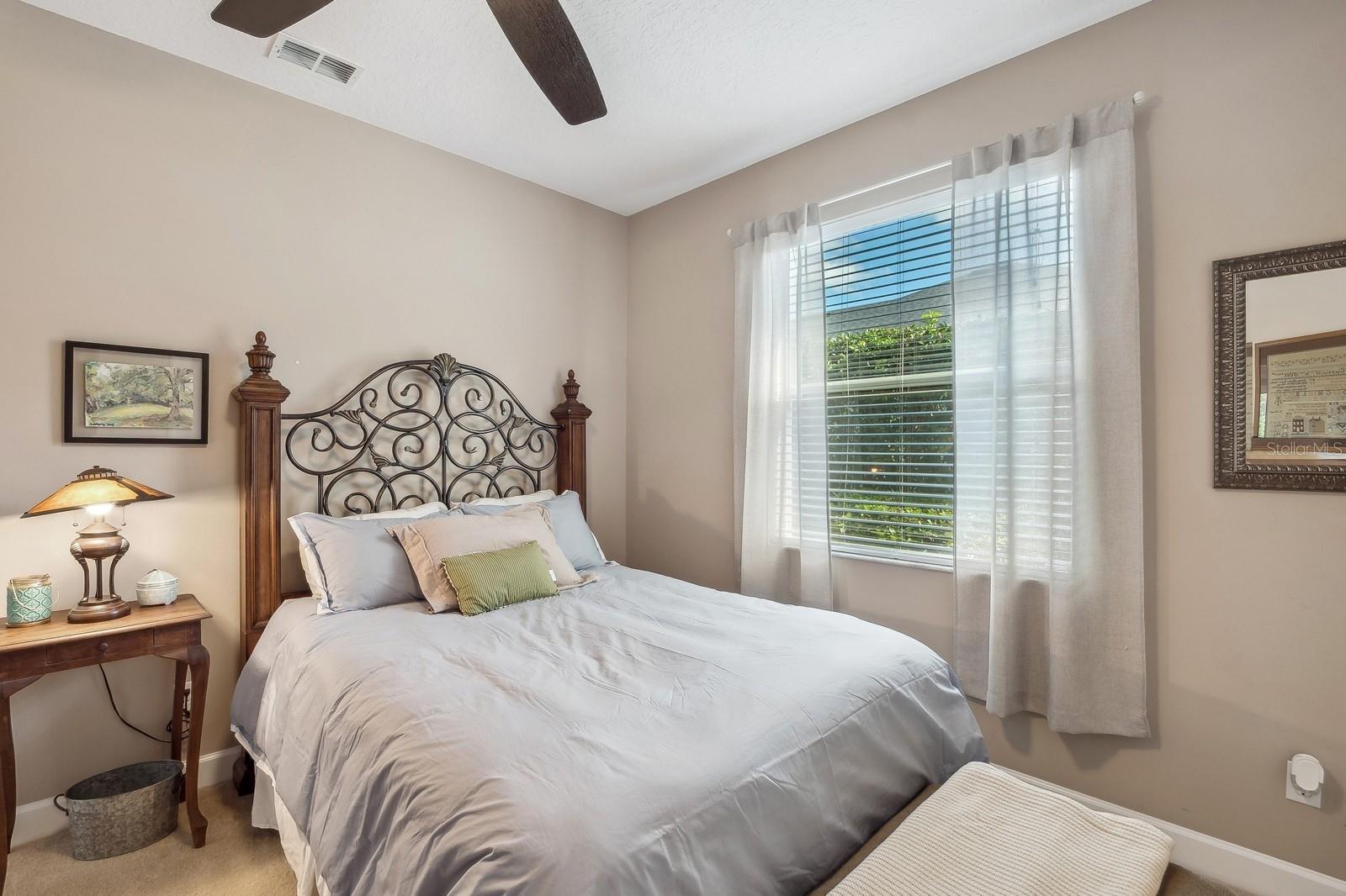 3520 RAMBLING OAKS LN