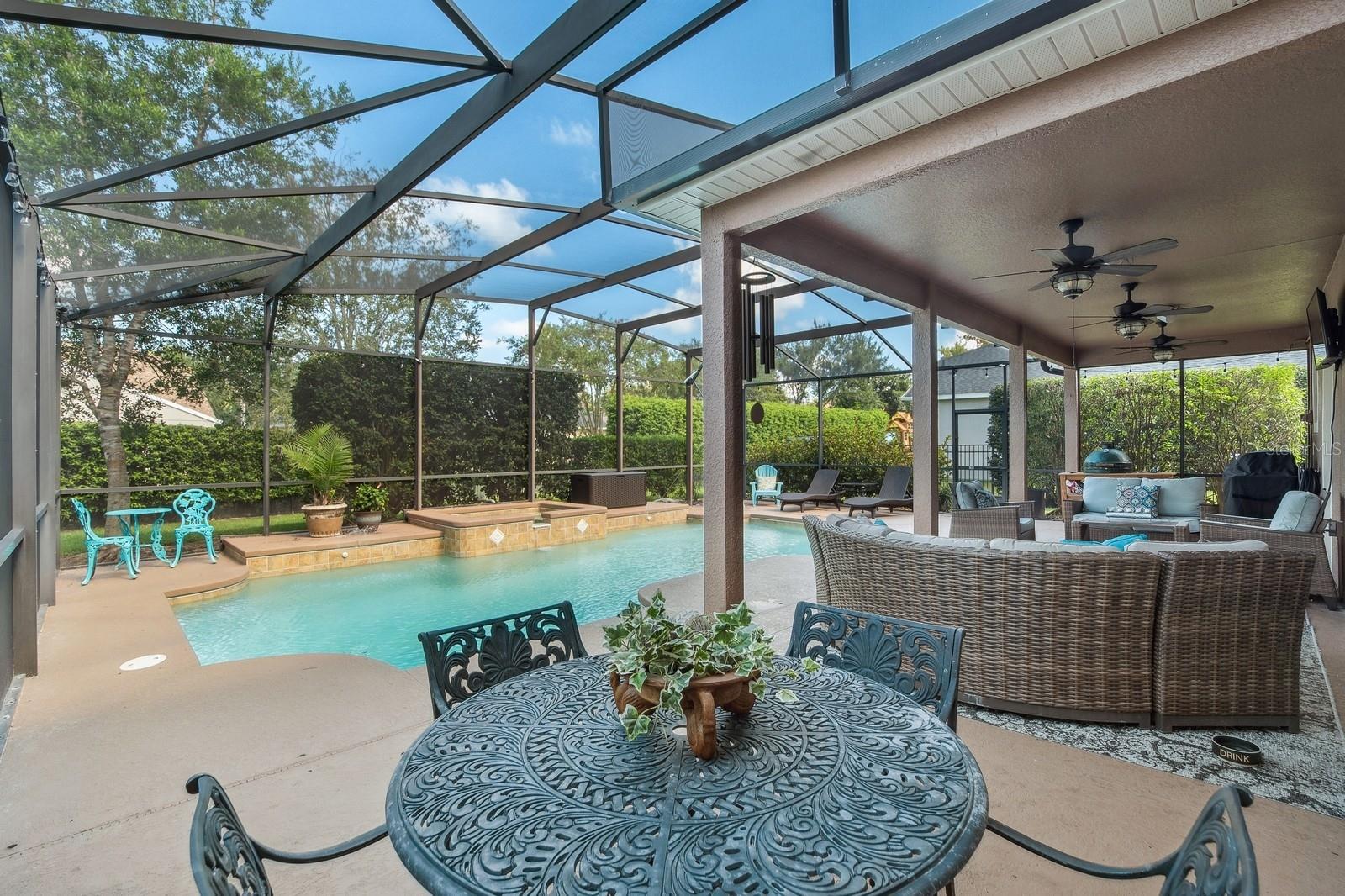 3520 RAMBLING OAKS LN