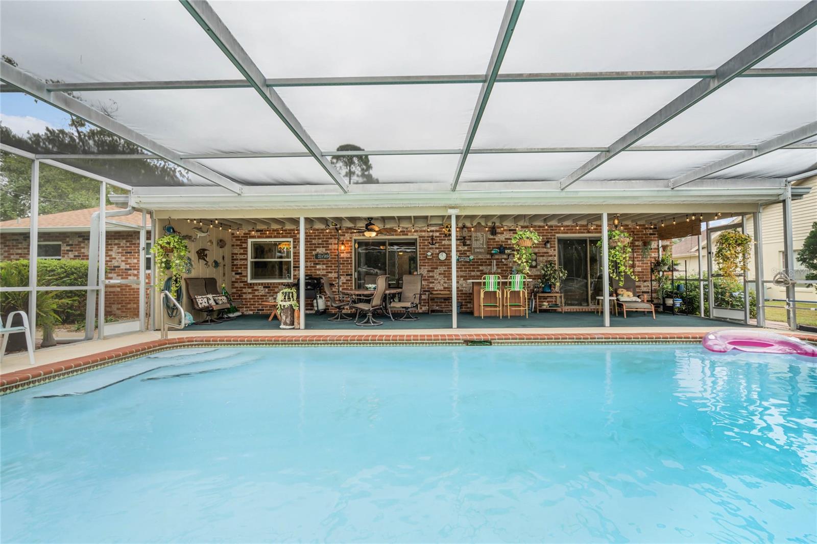 1315 N SHADOW RIDGE DR