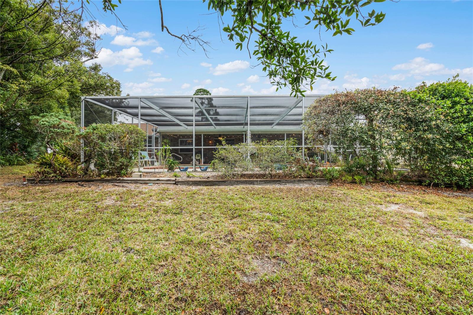 1315 N SHADOW RIDGE DR