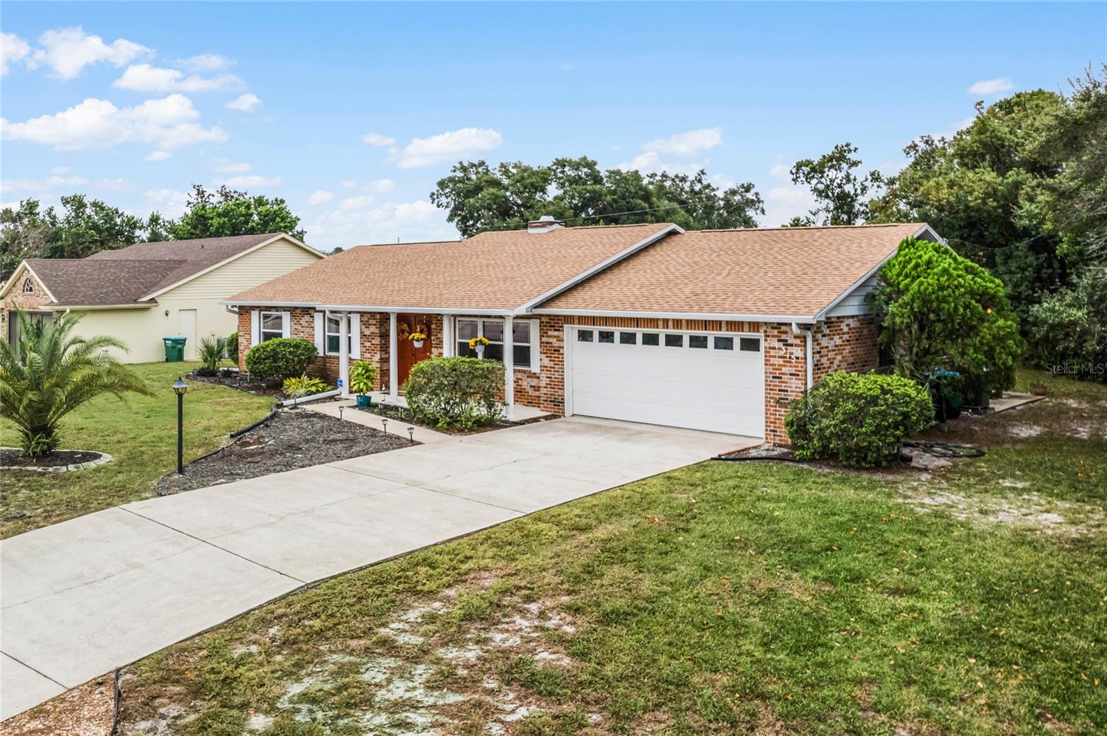 1315 N SHADOW RIDGE DR